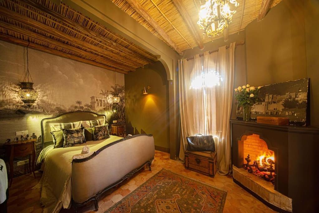 Aux Portes De Marrakech Villa Arts & Deco Avec Piscine Marrakesh Bagian luar foto