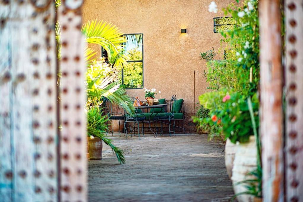 Aux Portes De Marrakech Villa Arts & Deco Avec Piscine Marrakesh Bagian luar foto