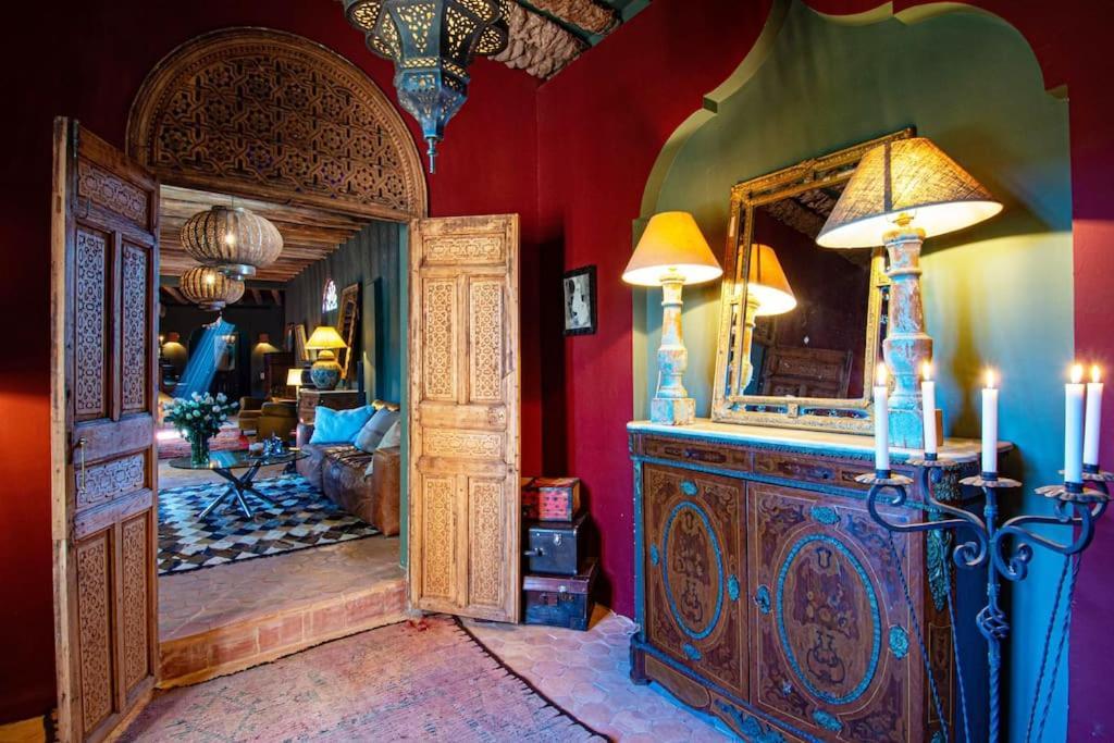 Aux Portes De Marrakech Villa Arts & Deco Avec Piscine Marrakesh Bagian luar foto
