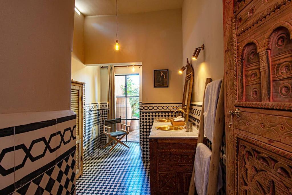 Aux Portes De Marrakech Villa Arts & Deco Avec Piscine Marrakesh Bagian luar foto