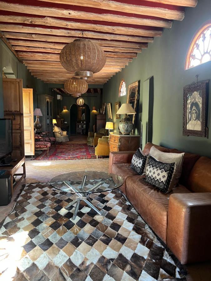 Aux Portes De Marrakech Villa Arts & Deco Avec Piscine Marrakesh Bagian luar foto