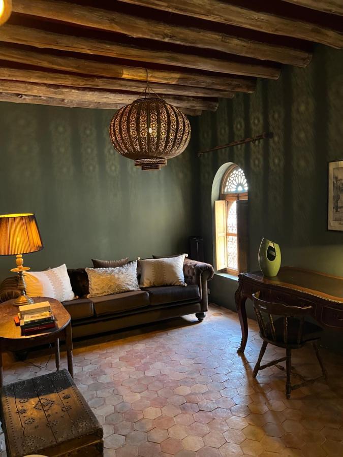 Aux Portes De Marrakech Villa Arts & Deco Avec Piscine Marrakesh Bagian luar foto